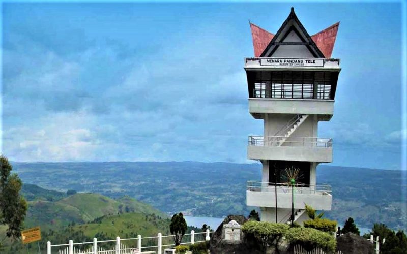 Menikmati Sensasi Keindahan Danau Toba dari Menara Pandang Tele | Indonesia  Traveler